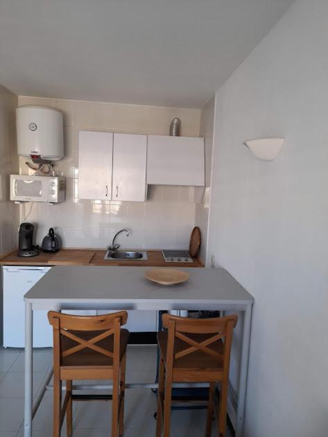 Appartement Lumineux Sur Les Canaux Roses Luaran gambar